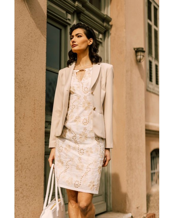 Broderie dress with pin Broderie dress with pin