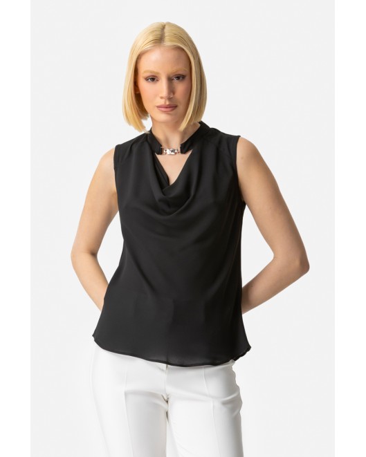 Georgette top sleeveless with pin