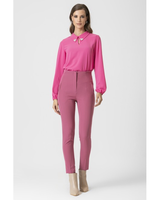 Παντελόνι Muffin ψηλόμεσο σε κρεπ ύφασμα με τσάκιση ΙΣΙΑ ΓΡΑΜΜΗ