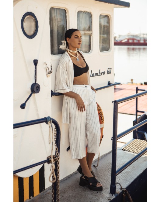 Παντελόνα λινή ριγέ ασπρόμαυρη ΣΕ ΑΝΕΤΗ ΓΡΑΜΜΗ