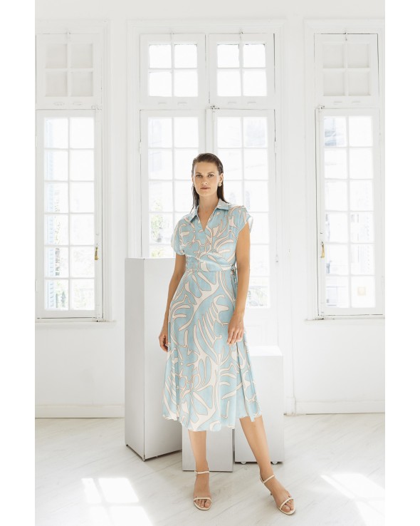 Φόρεμα εμπριμέ σατέν δετό