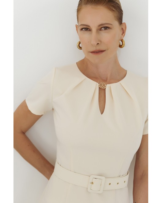 Φόρεμα κρεπ πίετες ζώνη ΙΣΙΑ ΓΡΑΜΜΗ