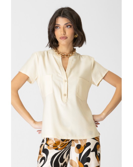 Wide blouse with pockets Effortless COMFORTABLE FIT